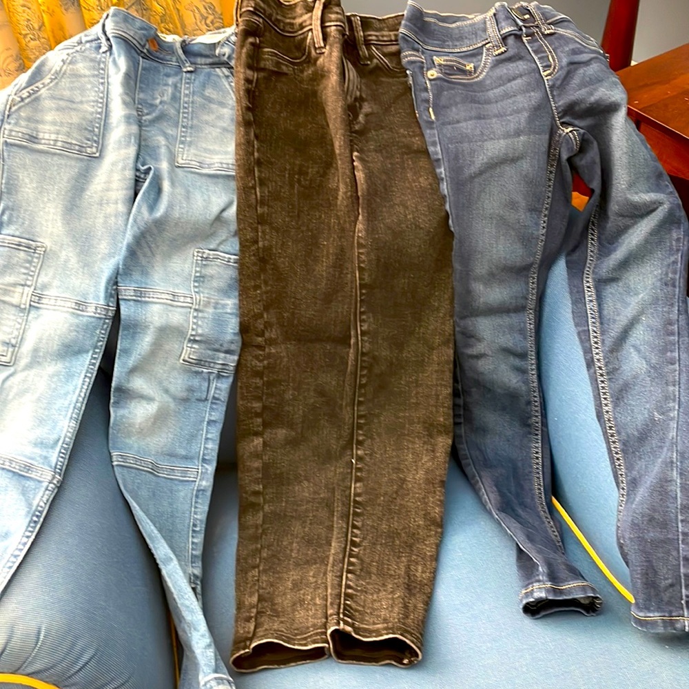 3 pair of girls jeans